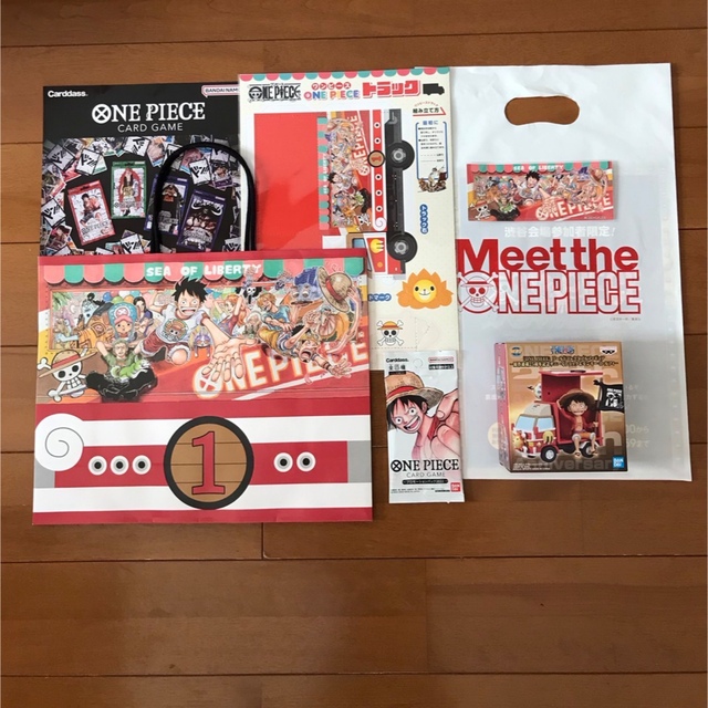 Meet the ONE PIECE グッズセット