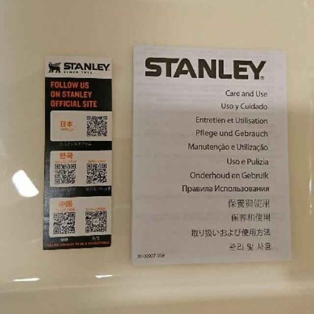 Stanley(スタンレー)の[海外限定]STANLEYスタンレークーラーボックス15.1L　オリーブグリーン スポーツ/アウトドアのアウトドア(その他)の商品写真