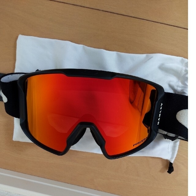 Oakley(オークリー)のオークリー★ラインマイナー スポーツ/アウトドアのスノーボード(ウエア/装備)の商品写真