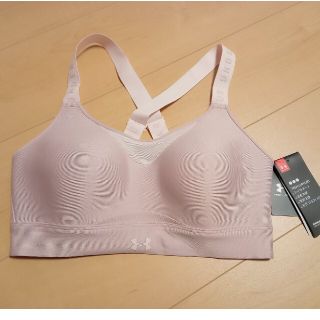 アンダーアーマー(UNDER ARMOUR)のUNDER ARMOUR インフィニティスポーツブラ ピンクLG(トレーニング用品)