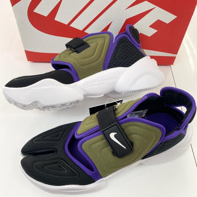 お値下げ。新品！正規品！NIKE アクアリフト　24