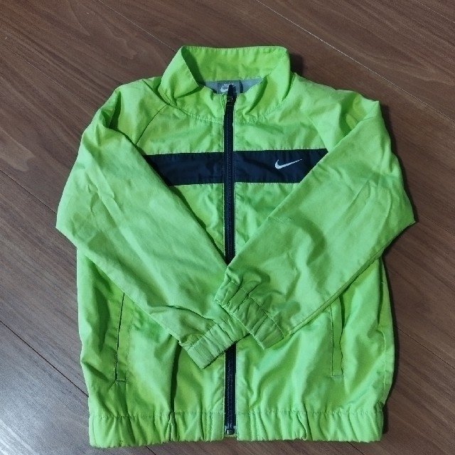 NIKE(ナイキ)のナイキ　ジャケット　120 キッズ/ベビー/マタニティのキッズ服男の子用(90cm~)(ジャケット/上着)の商品写真