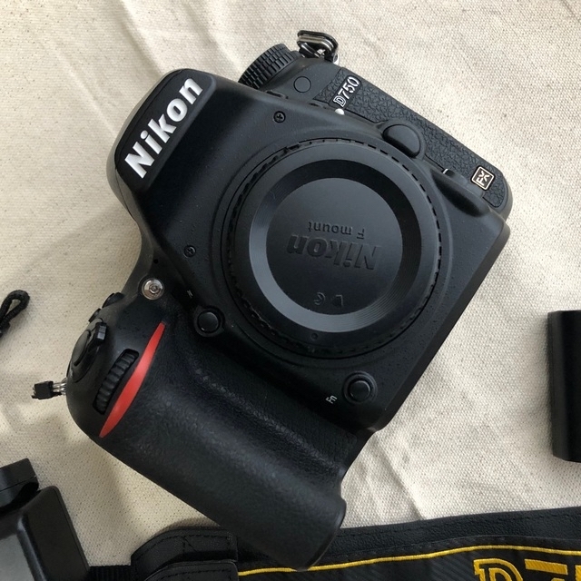 ニコン  Nikon D750 美品