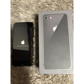 アイフォーン(iPhone)のiPhone8  スペースグレイ　64GB SIMロック解除済(スマートフォン本体)