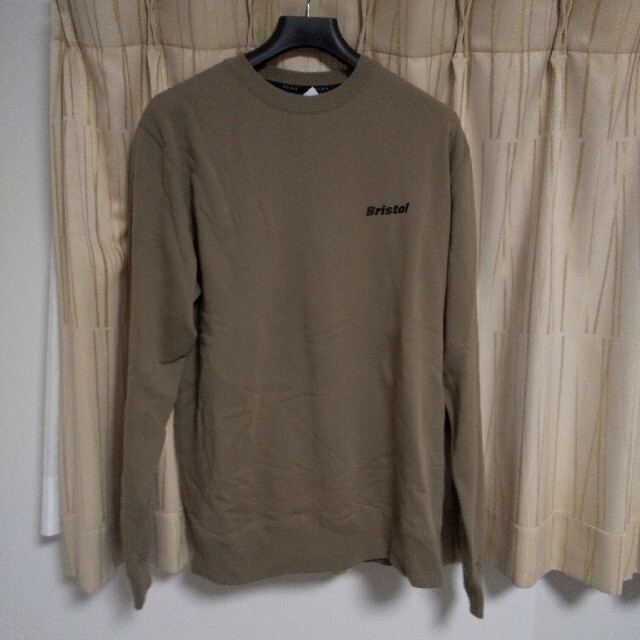 F.C.R.B.(エフシーアールビー)の22ss fcrb「SMALL AUTHENTIC LOGO CREWNECK」 メンズのトップス(スウェット)の商品写真