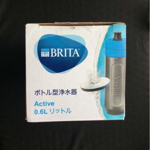 Britax(ブリタックス)の未使用　BRITAフィルター付き　ブリタボトル型浄水器　水筒型 インテリア/住まい/日用品のキッチン/食器(弁当用品)の商品写真