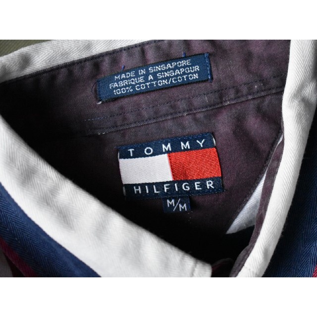 TOMMY HILFIGER(トミーヒルフィガー)の古着★90’s トミーヒルフィガー マルチストライプ柄 刺繍ロゴ 白紺長袖シャツ メンズのトップス(シャツ)の商品写真