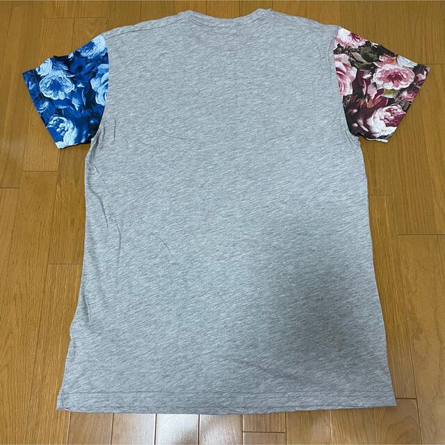 Bershka(ベルシュカ)のBershka Tシャツ　半袖　メンズ　XLサイズ メンズのトップス(Tシャツ/カットソー(半袖/袖なし))の商品写真