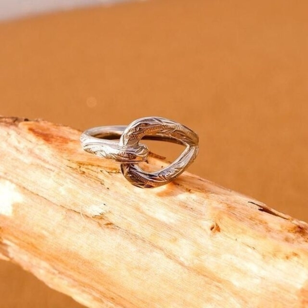 新作！ハワイアンジュエリー リング フィッシュフック指輪 スクロール ホヌK14 レディースのアクセサリー(リング(指輪))の商品写真