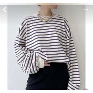 アパルトモンドゥーズィエムクラス(L'Appartement DEUXIEME CLASSE)の【REMI RELIEF/レミレリーフ】Border L/S T-SHブルー(カットソー(長袖/七分))