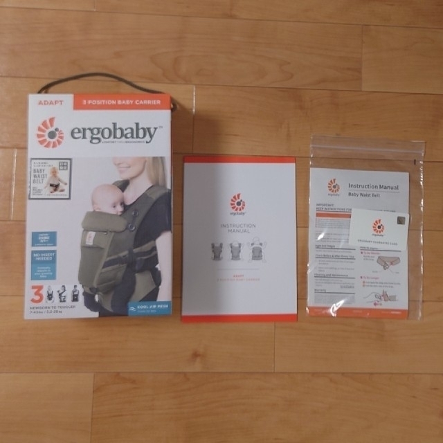 Ergobaby(エルゴベビー)の【えり様専用】エルゴベビー　ベビーキャリアADAPT アダプト クールエア キッズ/ベビー/マタニティの外出/移動用品(抱っこひも/おんぶひも)の商品写真