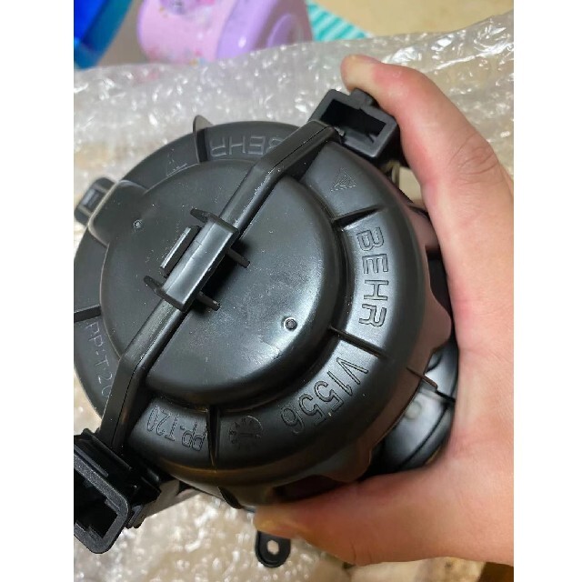 ポルシェ 911 991.2用のエアコンのブロアファンモーター(純正品新品 ポルシェ 911 991.2用のエアコンのブロアファンモーター(純正品新品