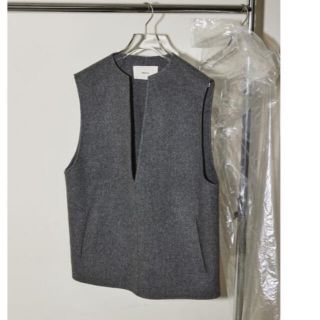 トゥデイフル(TODAYFUL)の【新品未使用】TODAYFULKeyneck Wool Vest C.GRAY(ベスト/ジレ)