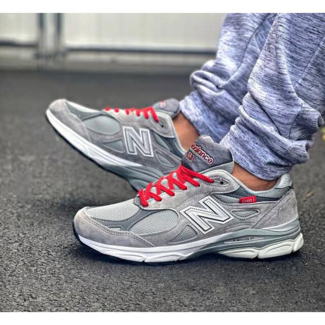 New Balance(ニューバランス)のNEW BALANCE M990 VS3 40周年記念 メンズの靴/シューズ(スニーカー)の商品写真