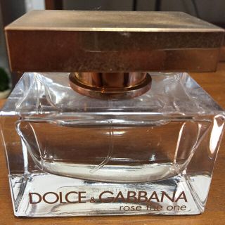 ドルチェアンドガッバーナ(DOLCE&GABBANA)の美品♡DOLCE&GABBANA♡rose the one♡50ml(香水(女性用))