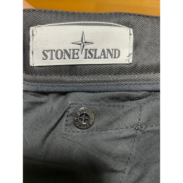 STONE ISLAND(ストーンアイランド)のSTONE ISLAND ストーンアイランド　カーゴパンツ BLACK 32 メンズのパンツ(ワークパンツ/カーゴパンツ)の商品写真