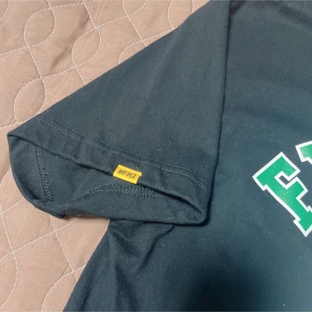 FR2レアreverse rabbitsTシャツ黒black M  メンズのトップス(Tシャツ/カットソー(半袖/袖なし))の商品写真