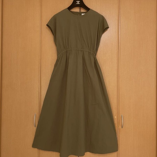 特価】 ☆新品☆ アドーア グロッシーブロードワンピース ロング