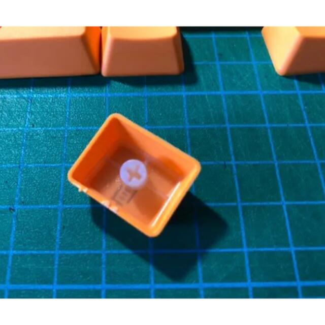 キーキャップセット　メカニカル　キーボード　キートップ　オレンジ スマホ/家電/カメラのPC/タブレット(PCパーツ)の商品写真