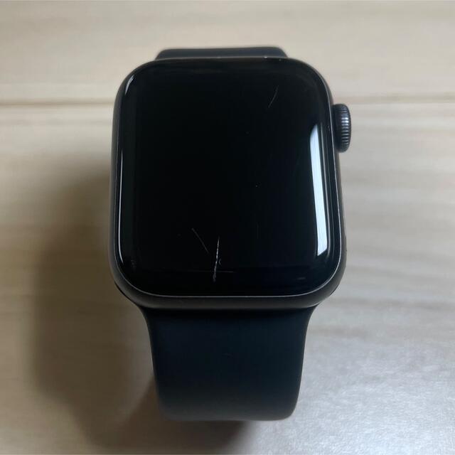 Apple Watch(アップルウォッチ)のApple Watch SE GPSモデル 40mm MYDP2J/A メンズの時計(腕時計(デジタル))の商品写真