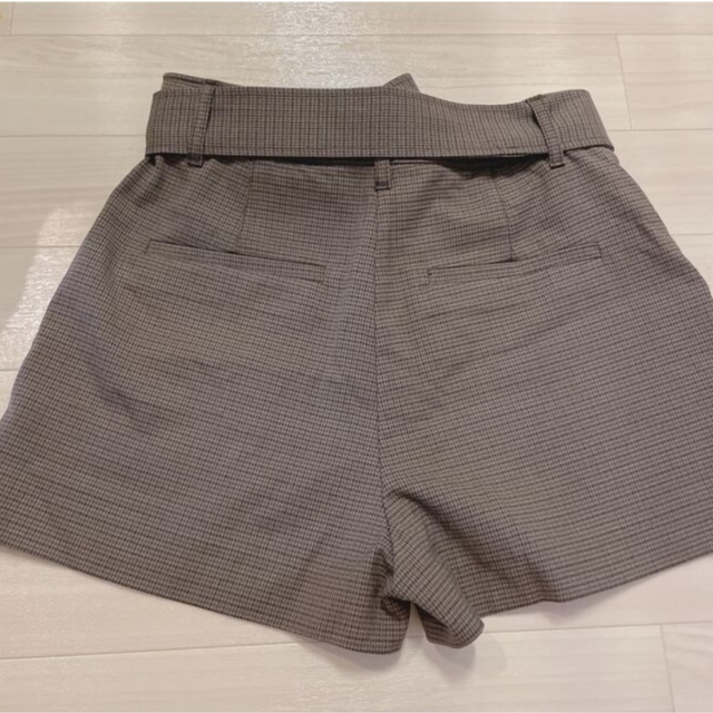 ZARA(ザラ)のZARA＊チェックショートパンツ＊Sサイズ＊新品未使用 レディースのパンツ(ショートパンツ)の商品写真