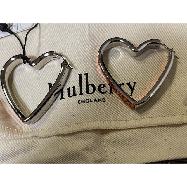 Mulberry(マルベリー)のMulberry ハートピアス　試着のみです　 レディースのアクセサリー(ピアス)の商品写真