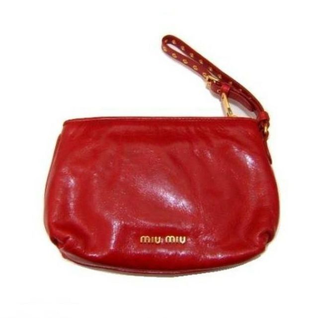 miumiu(ミュウミュウ)のMIUMIUリボンクラッチバッグポーチ赤新品Ｒ131 レディースのバッグ(クラッチバッグ)の商品写真
