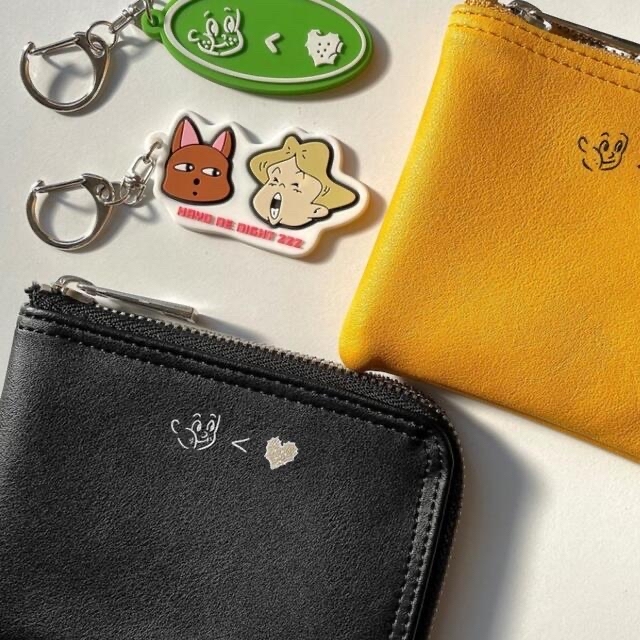 セール品 ※大人気 kaoyorinakami財布 agapeeurope.org