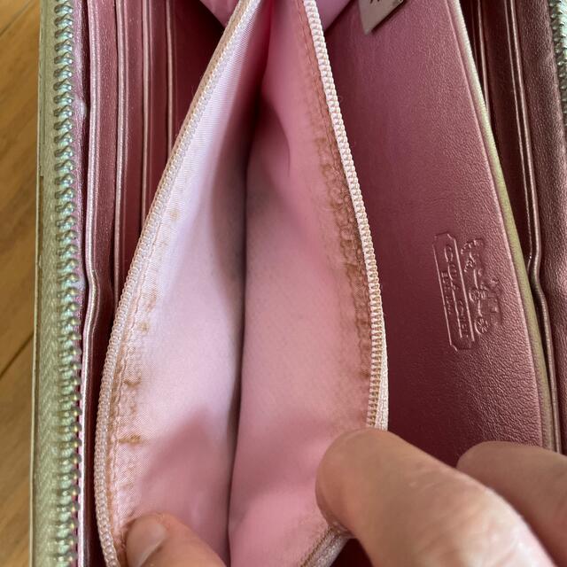 コーチ　長財布　ベージュ　ピンク　ハート レディースのファッション小物(財布)の商品写真