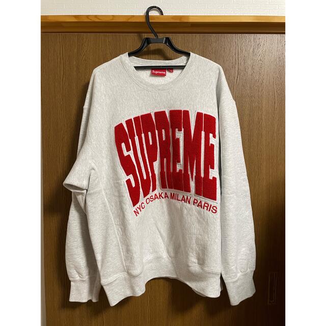 大人気　Supreme スウェット