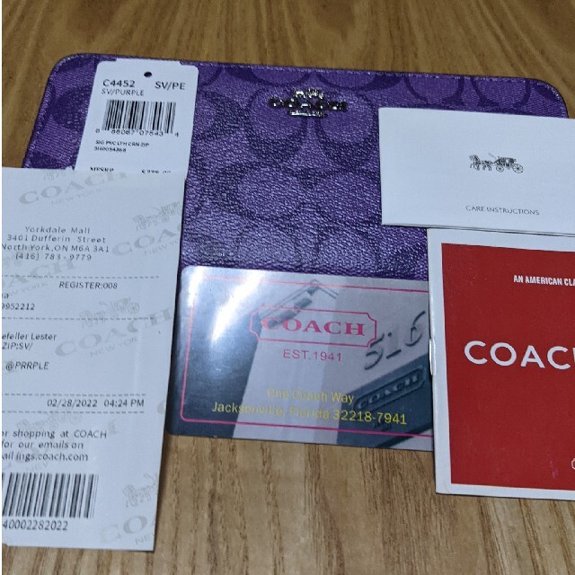 COACH(コーチ)のCOACH  最新作長財布　シグネチャー紫 レディースのファッション小物(財布)の商品写真