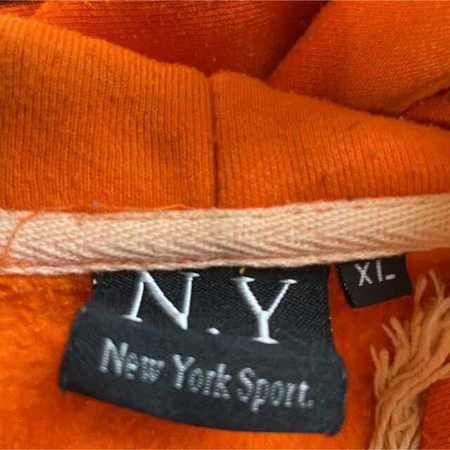 NEW YORK ヤンキース　パーカー　LL メンズのトップス(パーカー)の商品写真