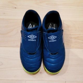 アンブロ(UMBRO)のemi様専用　サッカーシューズ　UMBRO　20センチ(シューズ)