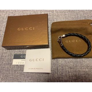 グッチ(Gucci)の美品☆GUCCI レザーブレスレット　グッチ　バングル(ブレスレット/バングル)