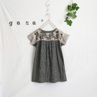 【 gasa* ガサ 】カットワーク刺繍リネンカットソー チュニック(カットソー(半袖/袖なし))