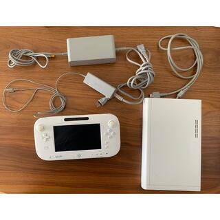 ウィーユー(Wii U)のWii U 本体　32GB ホワイト(家庭用ゲーム機本体)