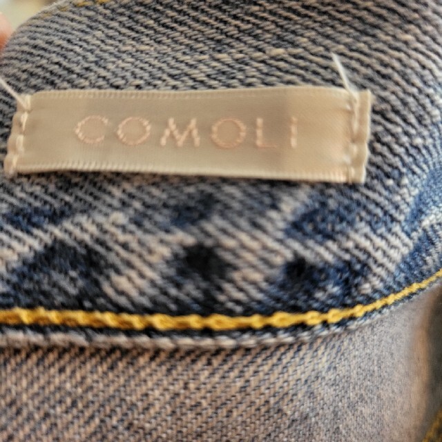 COMOLI(コモリ)のCOMOLI U03-03014 21AW 5Pデニムパンツ　ブリーチ メンズのパンツ(デニム/ジーンズ)の商品写真