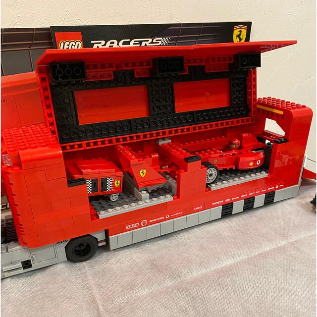 Lego(レゴ)のレゴ レーサーズ スクーデリア フェラーリ トラック 8654 絶版品 エンタメ/ホビーのおもちゃ/ぬいぐるみ(その他)の商品写真