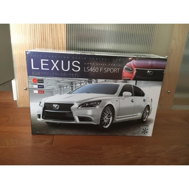 LEXUS RC F 1/16ラジコンカー