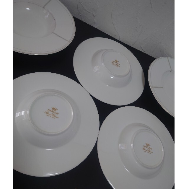 NARUMI(ナルミ)の【10枚】NARUMI Bone China ナルミ 皿 鳴海食器 プレート インテリア/住まい/日用品のキッチン/食器(食器)の商品写真