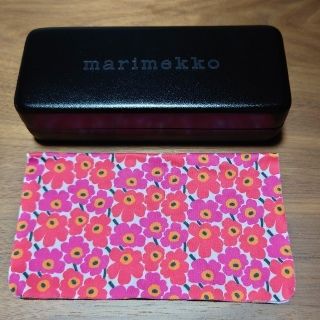 マリメッコ(marimekko)のマリメッコ　メガネケース、メガネ拭きクロスセット(日用品/生活雑貨)