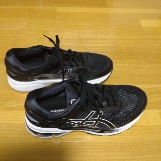 アシックス(asics)のGEL-KAYANO26(スニーカー)