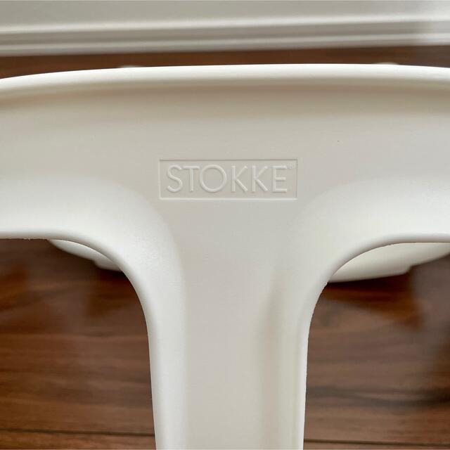 Stokke(ストッケ)のストッケ　トリップトラップ　ベビーセット　V3   ホワイト キッズ/ベビー/マタニティの授乳/お食事用品(その他)の商品写真