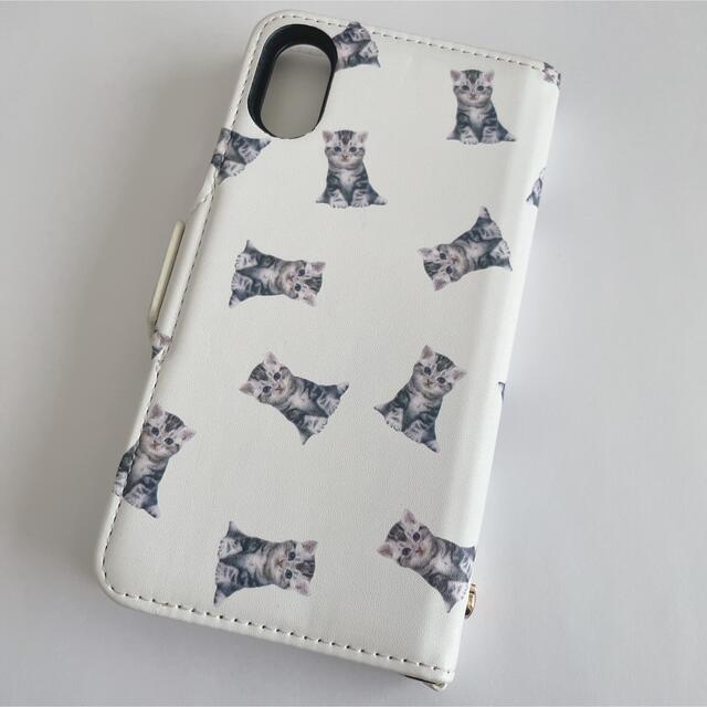 PAUL & JOE(ポールアンドジョー)の美品　ポール&ジョー　iPhone XSケース　猫 スマホ/家電/カメラのスマホアクセサリー(iPhoneケース)の商品写真