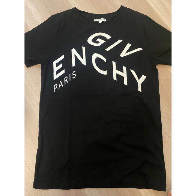 お値下げ♡GIVENCHY♡ロゴTシャツ