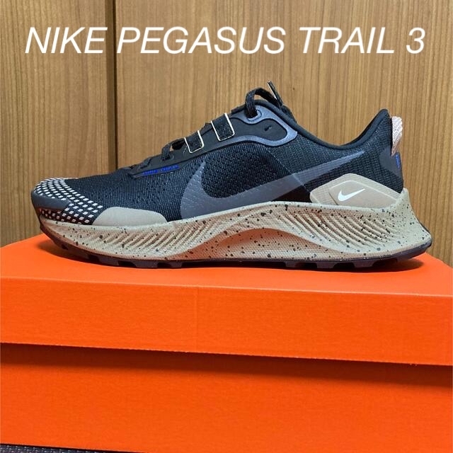 NIKE(ナイキ)のNIKE PEGASUS TRAIL 3    未使用品　　27.0cm メンズの靴/シューズ(スニーカー)の商品写真