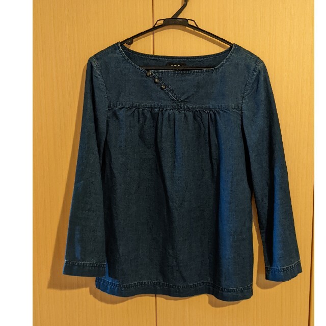 A.P.C(アーペーセー)のAPCシャツ レディースのトップス(Tシャツ(半袖/袖なし))の商品写真