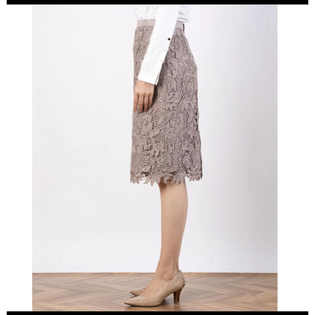 JUSGLITTY(ジャスグリッティー)の♡美品♡ JUSGLITTY ジャスグリッティー  レースタイトスカート モカ レディースのスカート(ひざ丈スカート)の商品写真