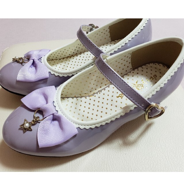 しまむら(シマムラ)のフォーマルシューズ　22センチ　女の子　紫 キッズ/ベビー/マタニティのキッズ靴/シューズ(15cm~)(フォーマルシューズ)の商品写真