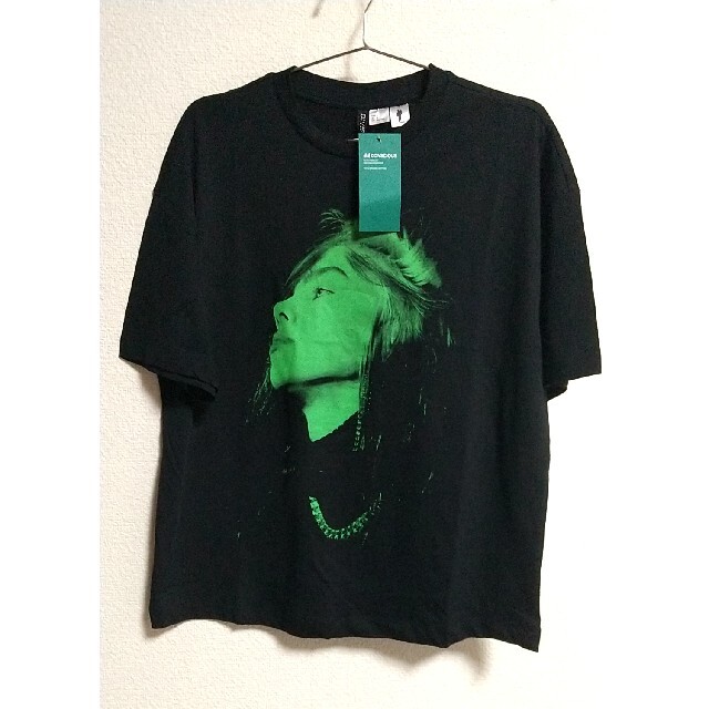 H&M(エイチアンドエム)のH&M BillieEylish ビリーアイリッシュ ビリー Tシャツ XS レディースのトップス(Tシャツ(半袖/袖なし))の商品写真